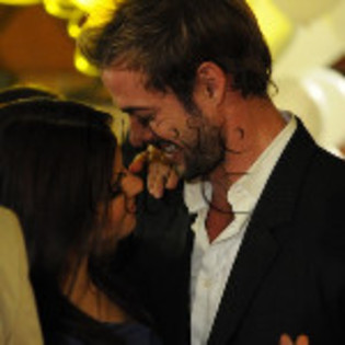 323930126 - 1-Maite-1