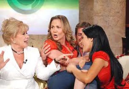 cristina show4 - 1-Maite-1