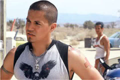 Jay: Mai bine ia`l pe ala din spatele meu :]]  Chinezu`: :-s