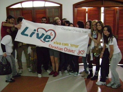 02 - 0 Campana Love and Live