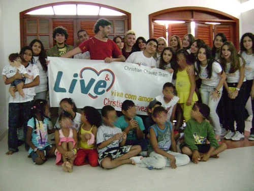 04 - 0 Campana Love and Live