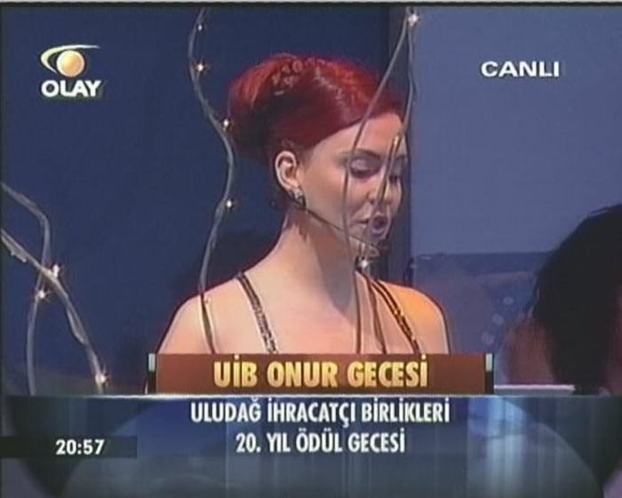 Ceyda - x - Ceyda la Olay Chanel