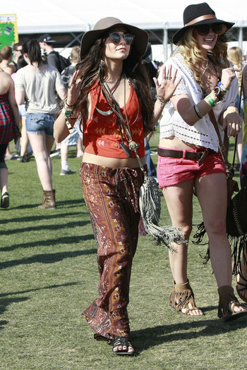 Vanessa+Hudgens+Vanessa+Hudgens+Coachella+u_mMDzhE2gwl - Vanessa Hudgens