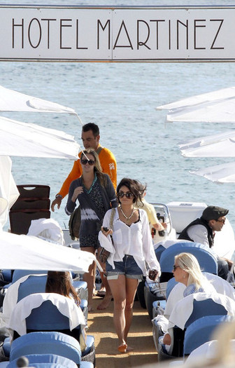 Vanessa+Hudgens+Vanessa+Hudgens+Hotel+Martinez+iODdVIic9dUl