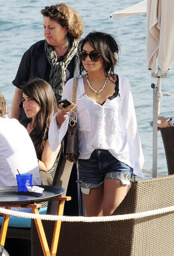Vanessa+Hudgens+Vanessa+Hudgens+Hotel+Martinez+QpX6VxuHc9ql - Vanessa Hudgens