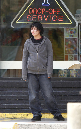 Vanessa+Hudgens+Vanessa+Hudgens+Newark+cVBN_QD4li_l - Vanessa Hudgens