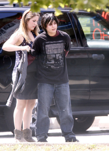 Vanessa+Hudgens+Vanessa+Hudgens+Newark+zfg9pEL6A7Sl - Vanessa Hudgens
