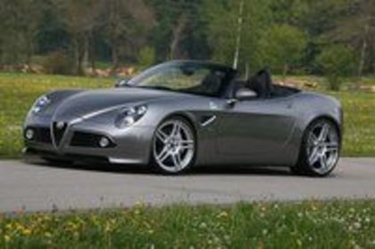 alfa-romeo-8c-spider-by-novitec-dcb2cc272da8ea28e-200-133-2-95-1 - Poze cu masini