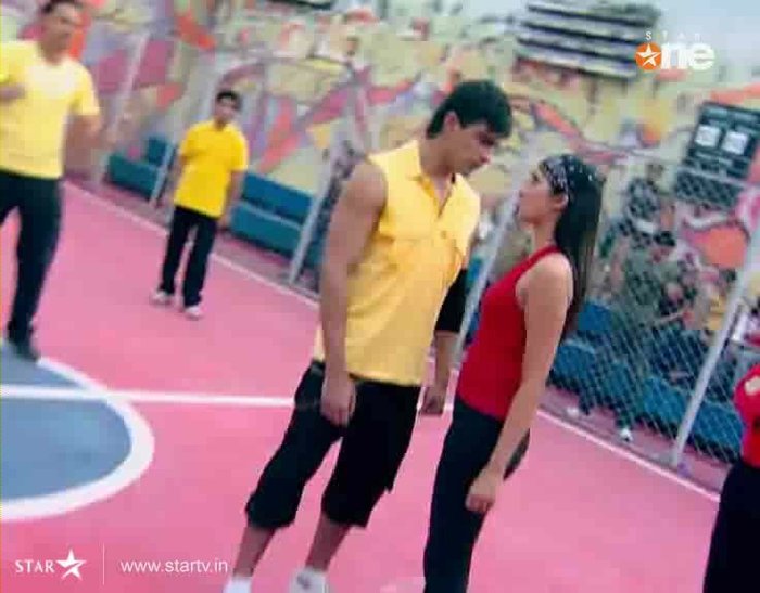 KISS7 - KaSh AR Basketball Kiss scene Armaan apologising to Riddhima