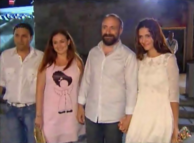 Engin, Ceyda, Halit ve Bergu - x - Ceyda Engin - Berguzar Halit 17 Iulie 2011