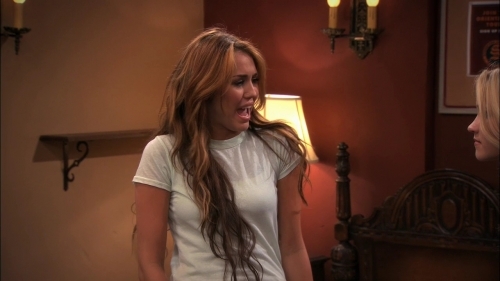 Miley Cyrus (196)