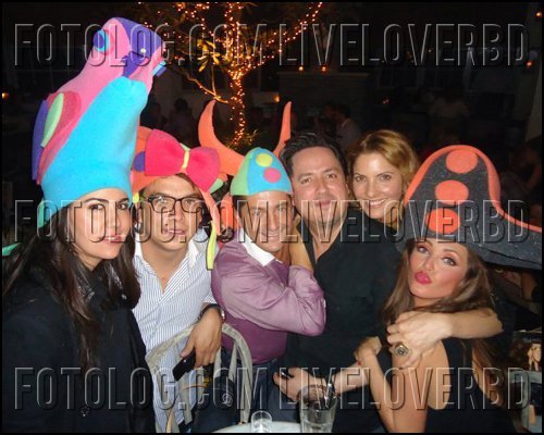 215053_2098045704509_1646373263_2027298_5912567_n - Anahi 5