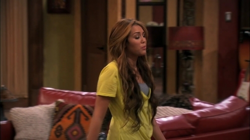 Miley Cyrus (321)