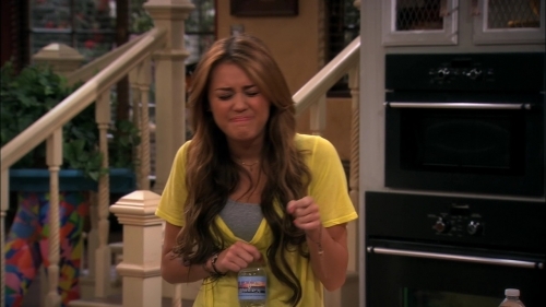Miley Cyrus (334)