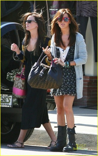 ashleytisdalearomacafe0 (2)