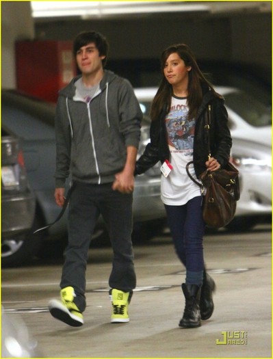 ashleytisdalejaredmurilkw7 - disney 5