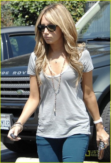 ashleytisdalejavajolt08sr2 - disney 5