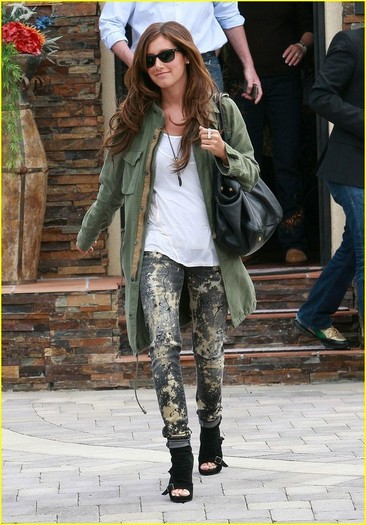 ashleytisdalesingleagai