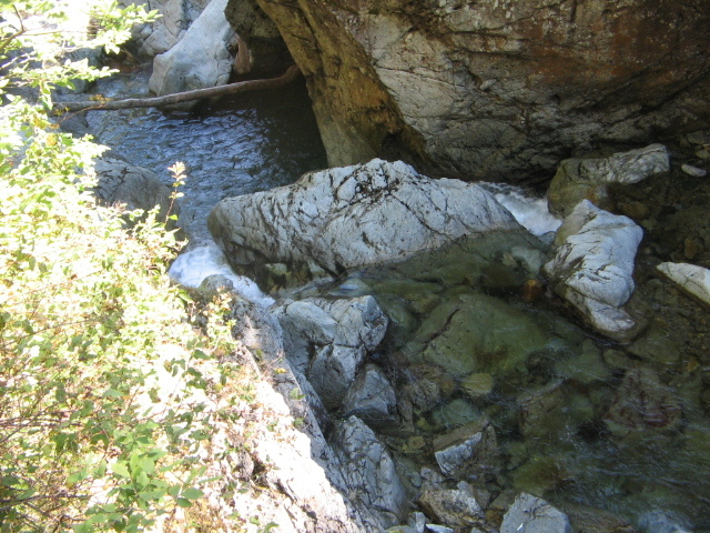 IMG_5394; Cascada Iadolina, este tot ce se poate vedea de pe drum.

