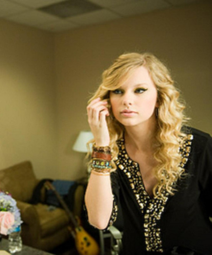 Taylor Swift (7) - x - Taylor Swift