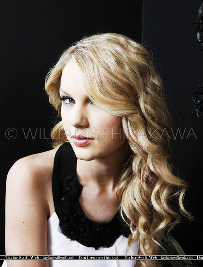 Taylor Swift (30) - x - Taylor Swift