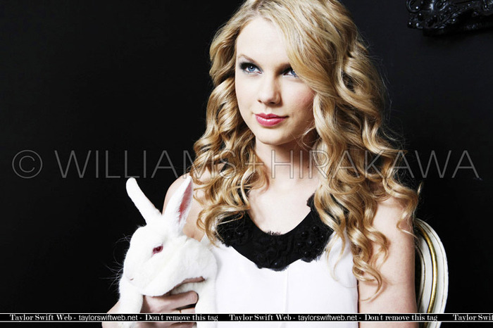 Taylor Swift (49)