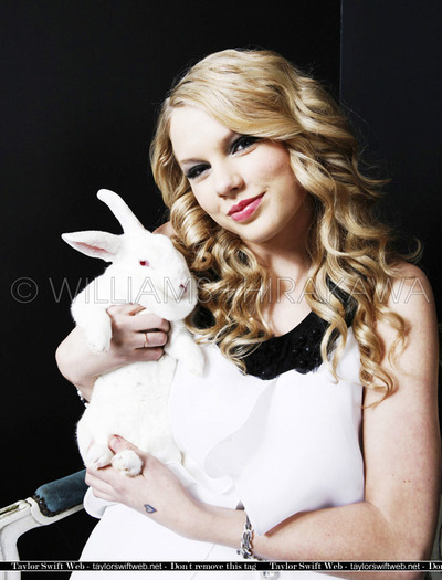 Taylor Swift (57)