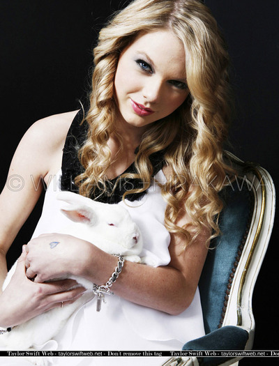 Taylor Swift (80)