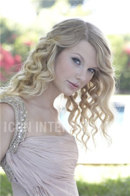 Taylor Swift (374)