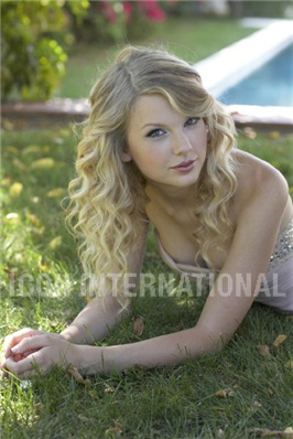 Taylor Swift (389)