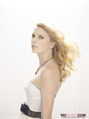 Taylor Swift (407)