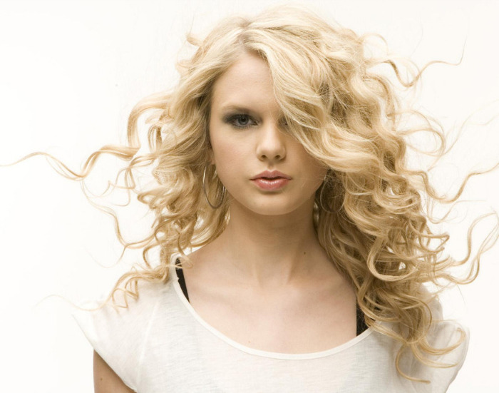 Taylor Swift (412)