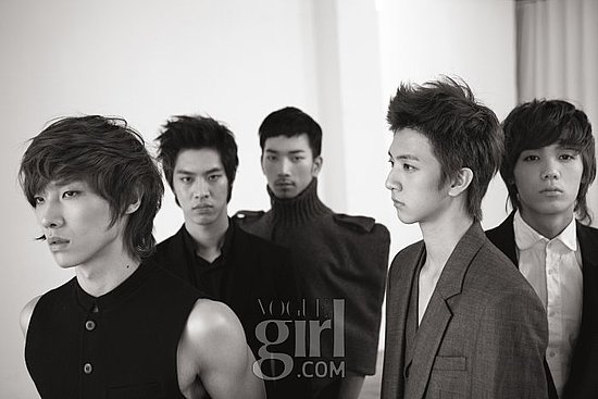 71c9373c6841219f_mblaq_vogue_girl_korea_dec_1.preview