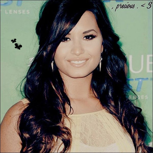 Alexis ce-ai zice sa mergem sa bem o bere?