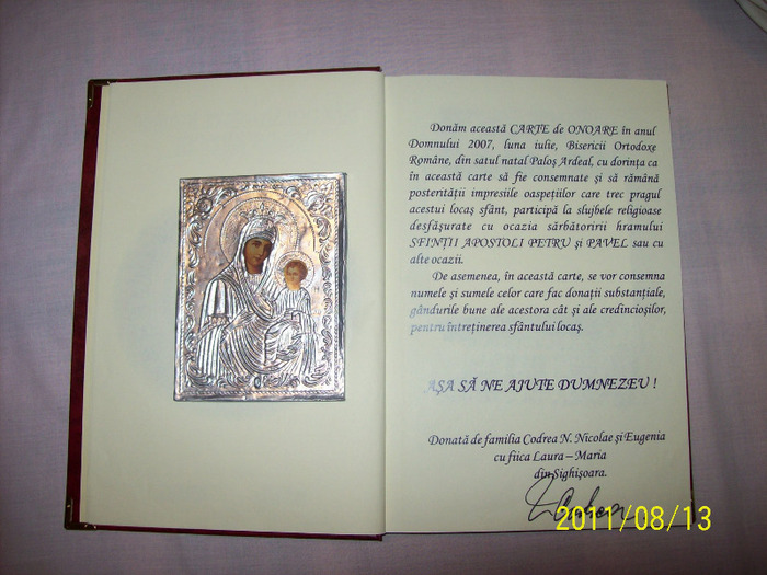 102_0402 - Cartea de onoare a bisericii