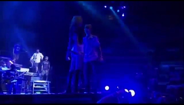 bscap0295 - Miley Cyrus si Justin Bieber Behind The scenes