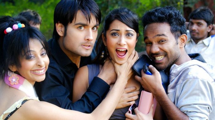 156970_186335104710423_158007917543142_703039_6240884_n - Vivian dsena