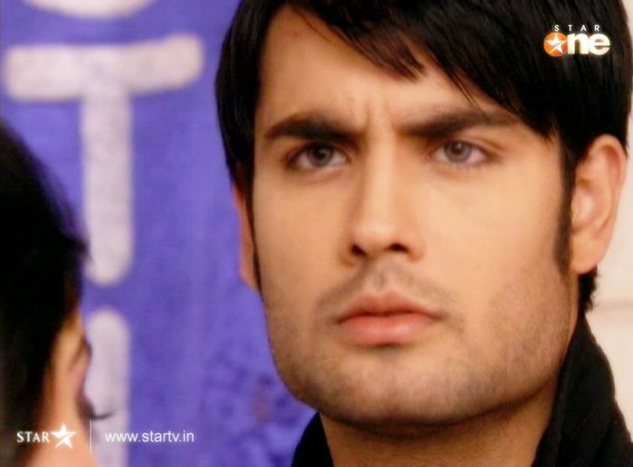 171166_192492374094696_158007917543142_752254_5265965_o - Vivian dsena