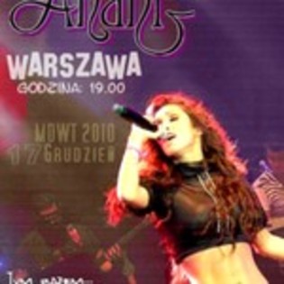 187396832 - 1-Poze Anahi Twitter-1