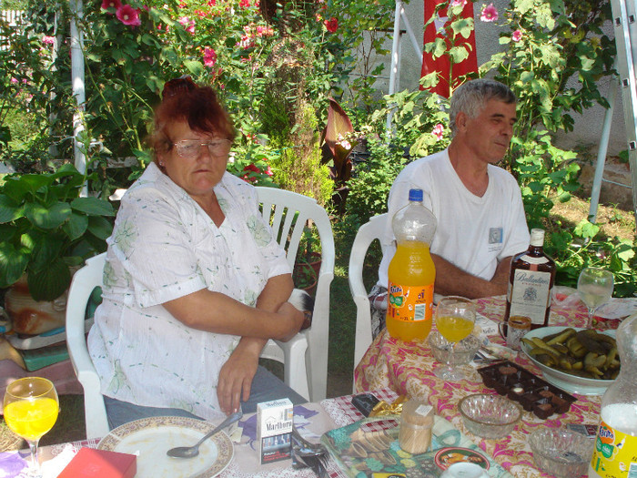 MAMA SILA SI TATA GOGULICA:) - MAMA NOASTRA CEA DE TOATE ZILELE