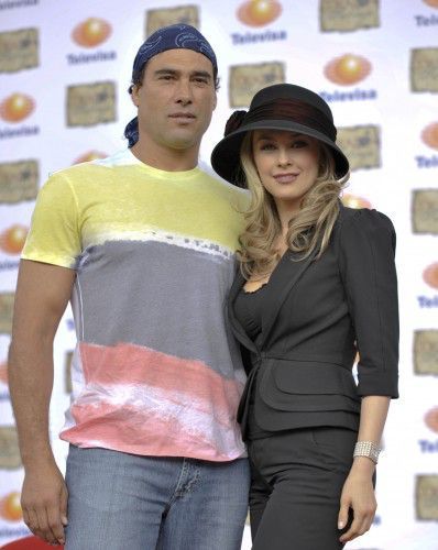 eduardo-y-aracely-398x500 - Eduardo Yanez