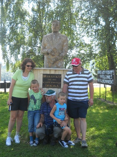 Familia GUTHER - AVENTURA RARAU 2011 august