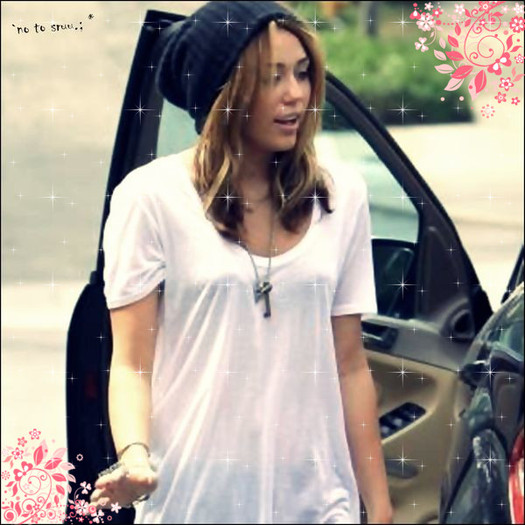 0099748855 - 0 x- Miley Ray Glittery