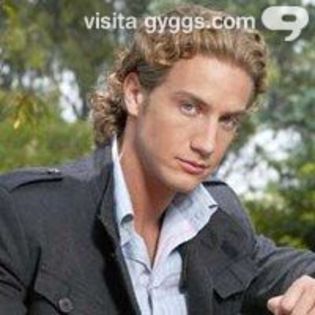 600x600_884f8076-7c1e-0fac-bda4-cc36fc1e18e6 - Eugenio Siller