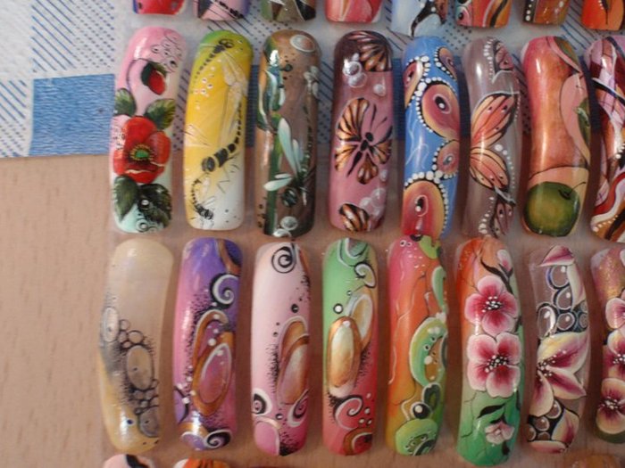 162888_182508468427981_100000064864582_669455_482249_n