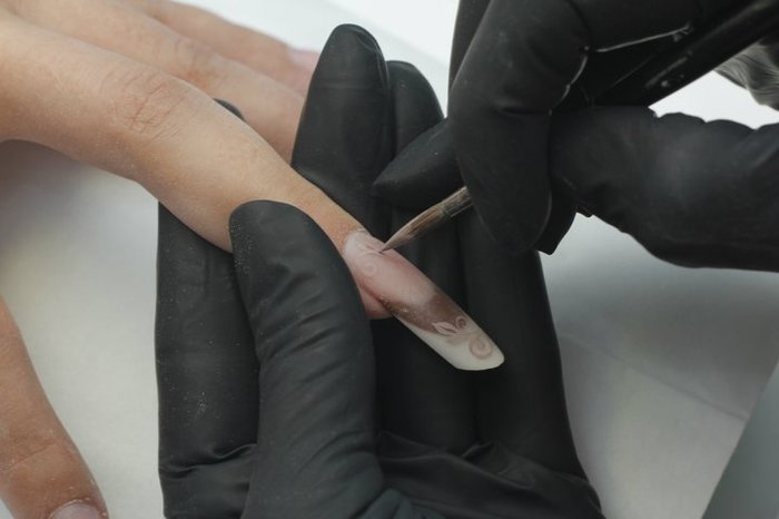 283540_10150263771277566_287598982565_7613373_5432297_n - unghii adunate 4