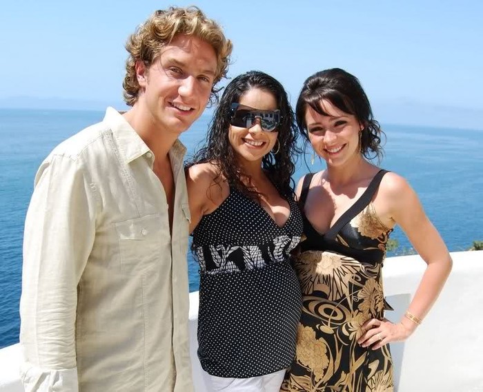 2q2rdhy - Eugenio Siller