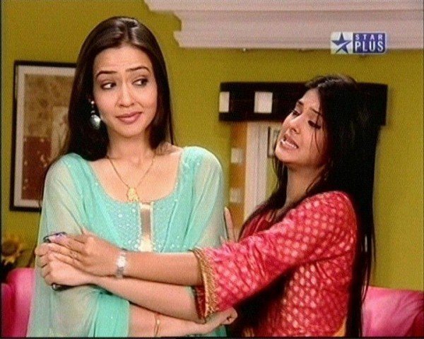 Jennifer_Winget_1260440601_2