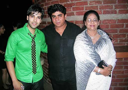 27952_127557327258869_121230534558215_336394_3611057_n