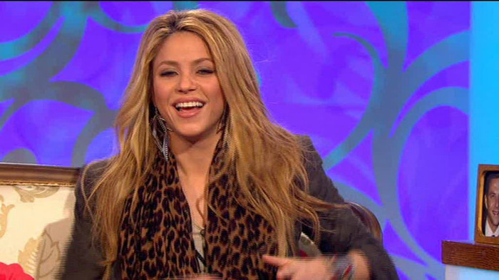 Shakira (40)